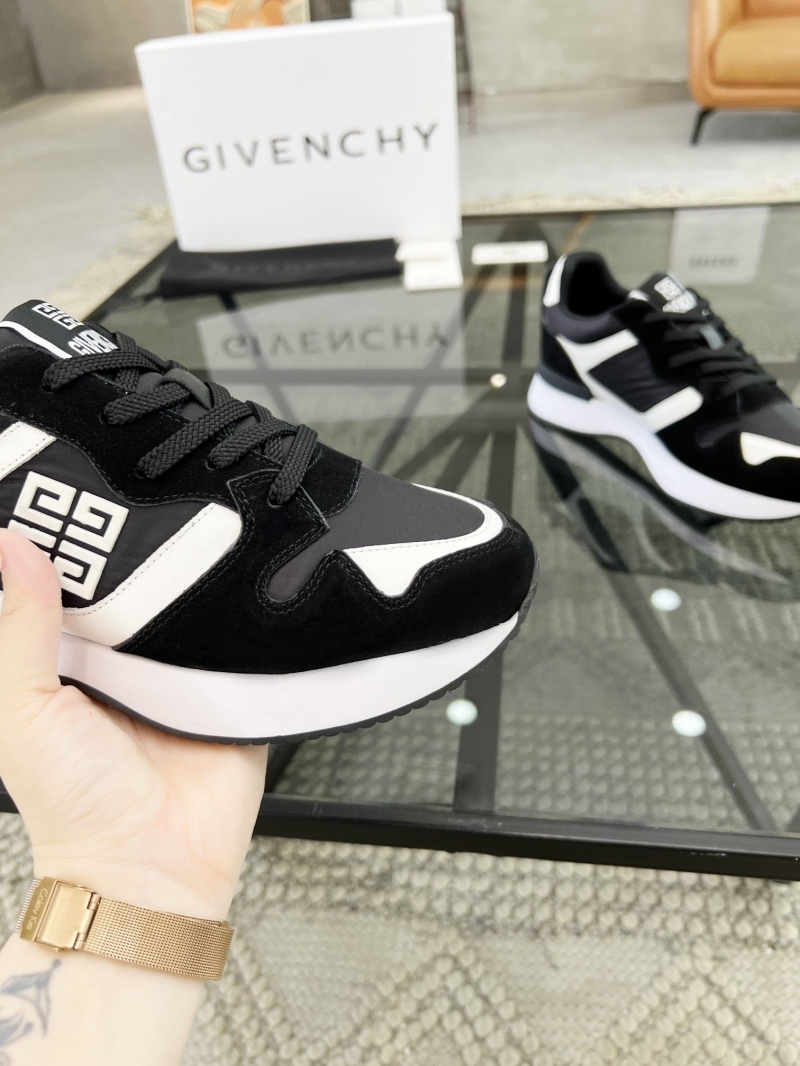 Givenchy Sneakers